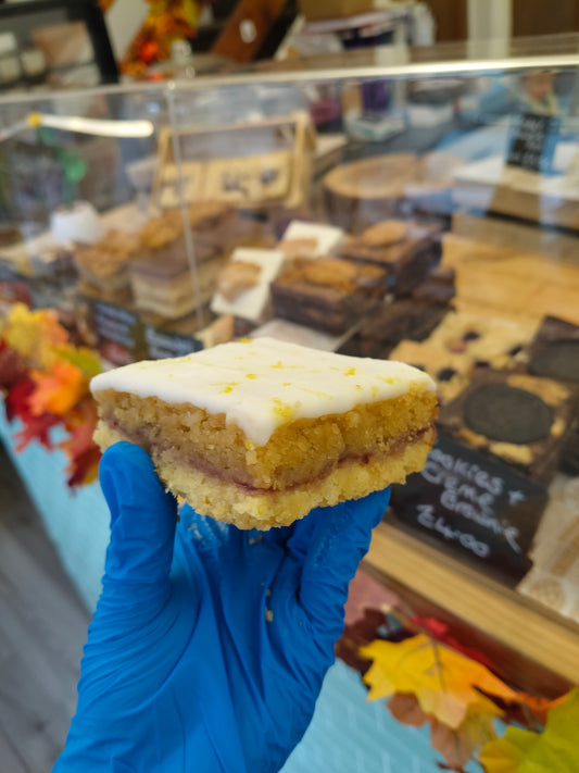 Lemon & Raspberry Bakewell (ve, gf)