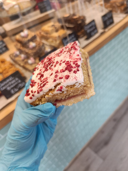 Lemon & Raspberry Bakewell (ve, gf)