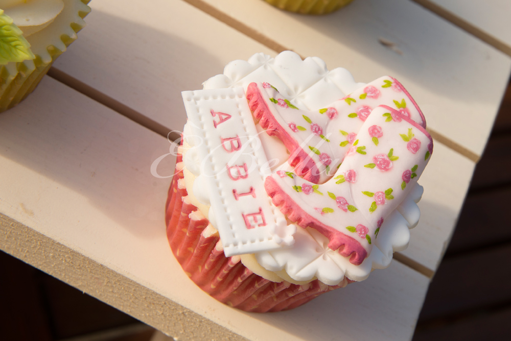 E-Bella Creations - Cupcake__Cake_Pop_13.jpg